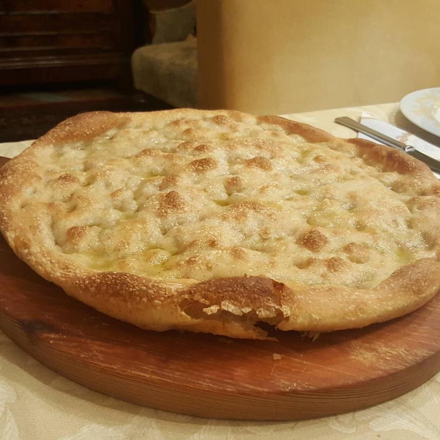 La Terrazza Sui Vigneti-rovescala Bed & Breakfast