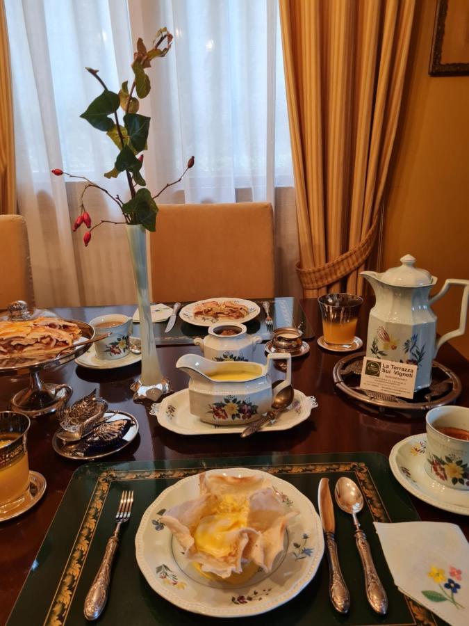La Terrazza Sui Vigneti-rovescala Bed & Breakfast