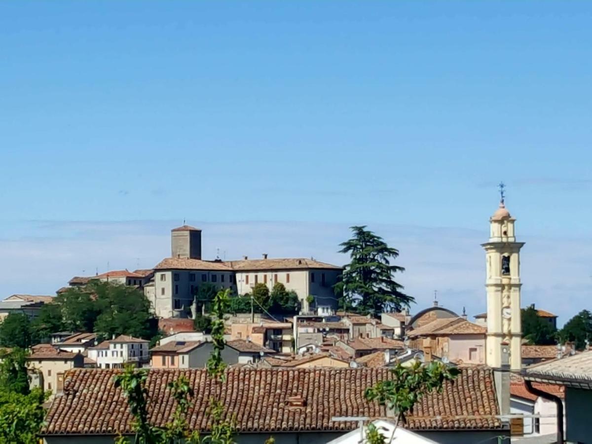 La Terrazza Sui Vigneti-rovescala *