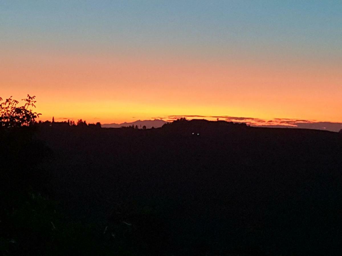 La Terrazza Sui Vigneti-rovescala Bed & Breakfast *